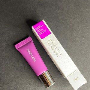 Haus Labs Hy-Power Pigment Paint - Fuschia Matte